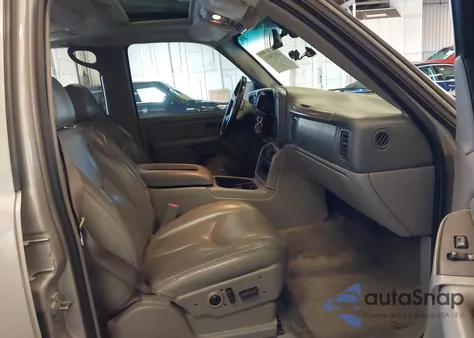 2006 GMC Yukon Xl 1500 Slt from USA, damaged, VIN 1GKFK16Z06J167899